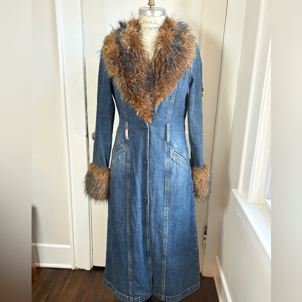 RARE Vintage 90s/Y2K Guess Denim Penny Lane Jacket